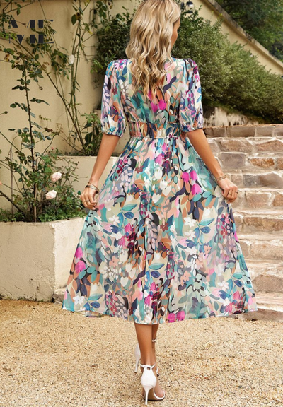 Violetta – Vestido Floral Sofisticado
